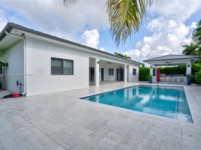 2521 SW 105th Ave, Miami FL 33165
