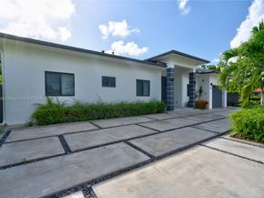 2521 SW 105th Ave, Miami FL 33165