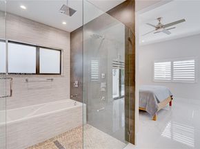2521 SW 105th Ave, Miami FL 33165