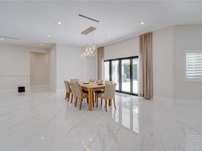2521 SW 105th Ave, Miami FL 33165