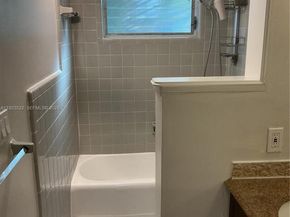 2716 NE 30th Pl 103C, Fort Lauderdale FL 33306