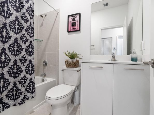 12453 NW 23rd Ct 12453, Miami FL 33167