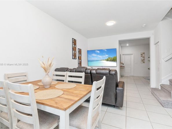 12453 NW 23rd Ct 12453, Miami FL 33167