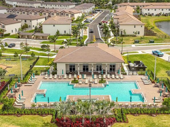 12453 NW 23rd Ct 12453, Miami FL 33167