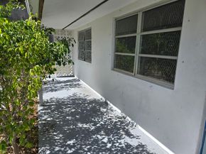 803 Ridge Rd 7, Lantana FL 33462