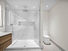 1250 NE 82nd St, Miami FL 33138