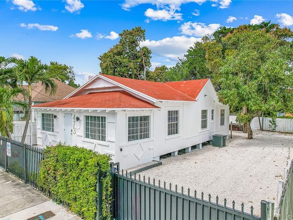 473 NE 61st St, Miami FL 33137