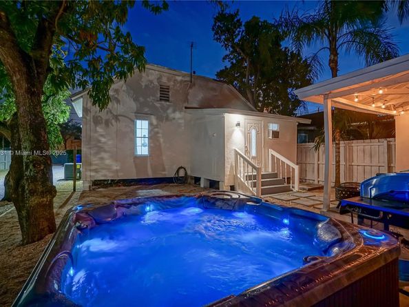 473 NE 61st St, Miami FL 33137