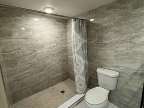 971 E 13th St, Hialeah FL 33010