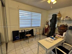 971 E 13th St, Hialeah FL 33010