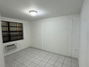 971 E 13th St, Hialeah FL 33010