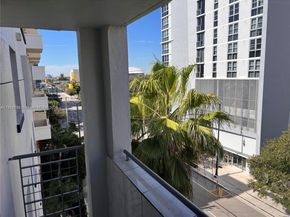 546 SW 1st St 611, Miami FL 33130