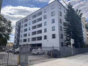 546 SW 1st St 611, Miami FL 33130