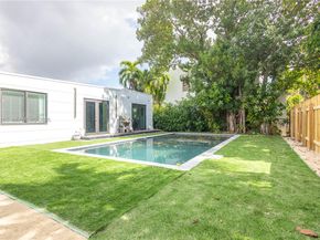 2360 SW 12th St, Miami FL 33135