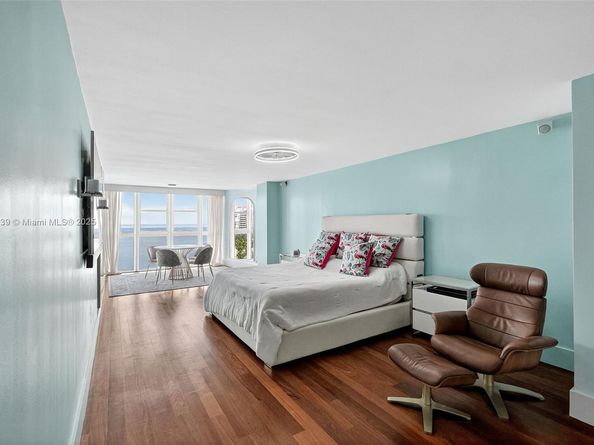 600 Grapetree Dr 11BN, Key Biscayne FL 33149