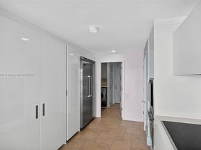 600 Grapetree Dr 11BN, Key Biscayne FL 33149