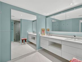 600 Grapetree Dr 11BN, Key Biscayne FL 33149