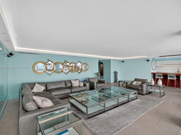 600 Grapetree Dr 11BN, Key Biscayne FL 33149
