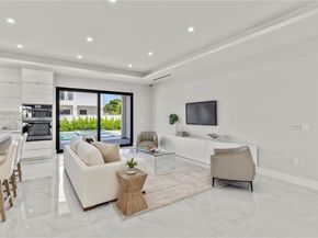 4240 SW 84th Ave, Miami FL 33155