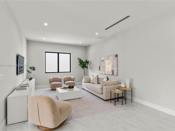 4240 SW 84th Ave, Miami FL 33155