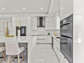 4240 SW 84th Ave, Miami FL 33155