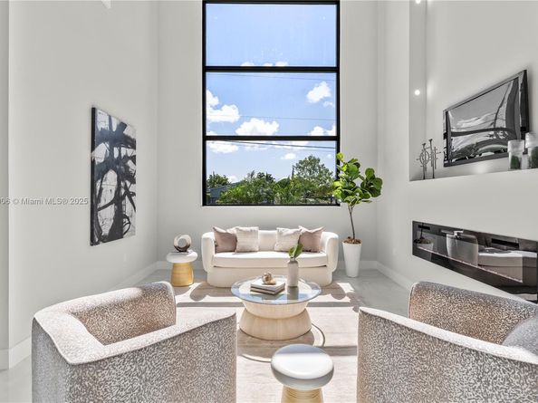 4240 SW 84th Ave, Miami FL 33155