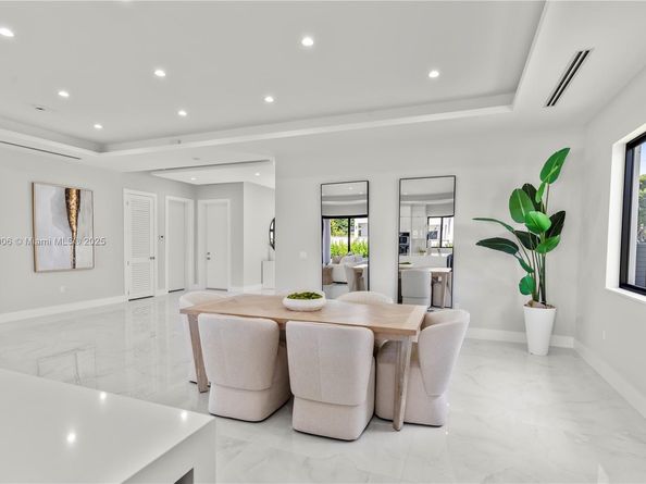 4240 SW 84th Ave, Miami FL 33155