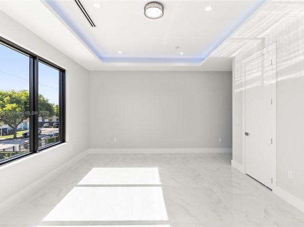 4240 SW 84th Ave, Miami FL 33155