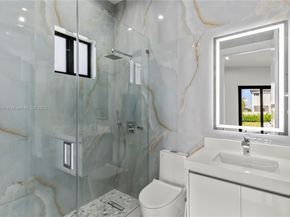 4240 SW 84th Ave, Miami FL 33155