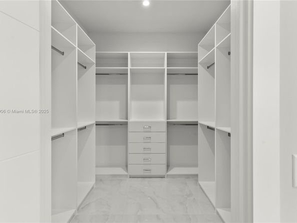 4240 SW 84th Ave, Miami FL 33155