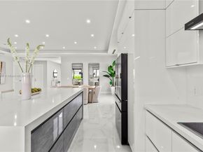 4240 SW 84th Ave, Miami FL 33155
