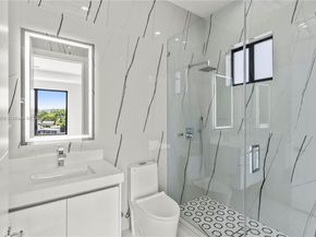4240 SW 84th Ave, Miami FL 33155