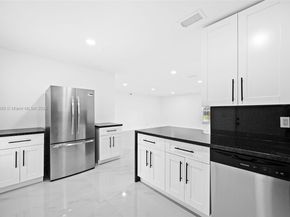 8201 SW 7th Ct, North Lauderdale FL 33068