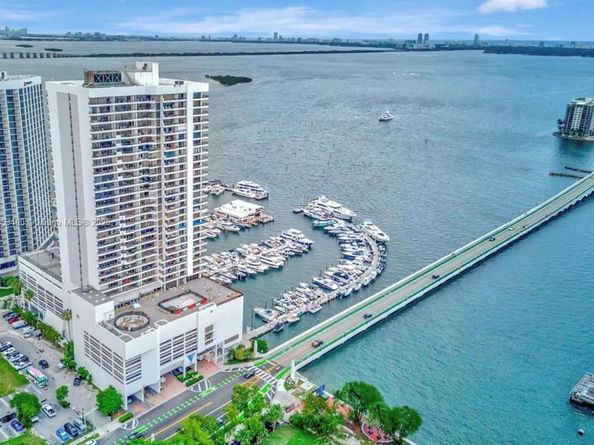 555 NE 15th St 32D, Miami FL 33132