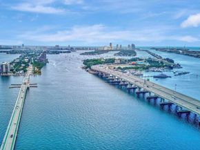555 NE 15th St 32D, Miami FL 33132