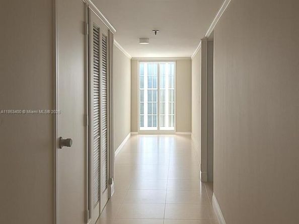 555 NE 15th St 32D, Miami FL 33132
