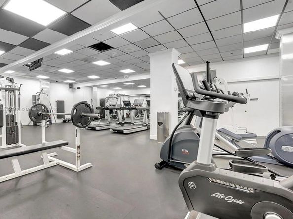 555 NE 15th St 32D, Miami FL 33132