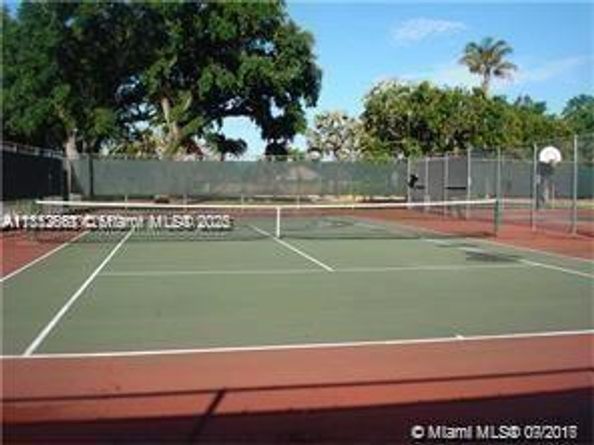 9235 Lagoon Pl 407, Davie FL 33324