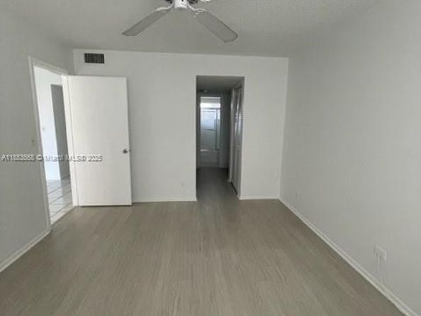 9235 Lagoon Pl 407, Davie FL 33324