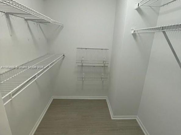9235 Lagoon Pl 407, Davie FL 33324