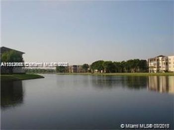 9235 Lagoon Pl