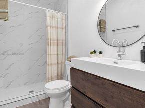 658 SW 1st Ct, Boynton Beach FL 33426