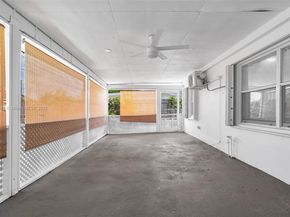658 SW 1st Ct, Boynton Beach FL 33426