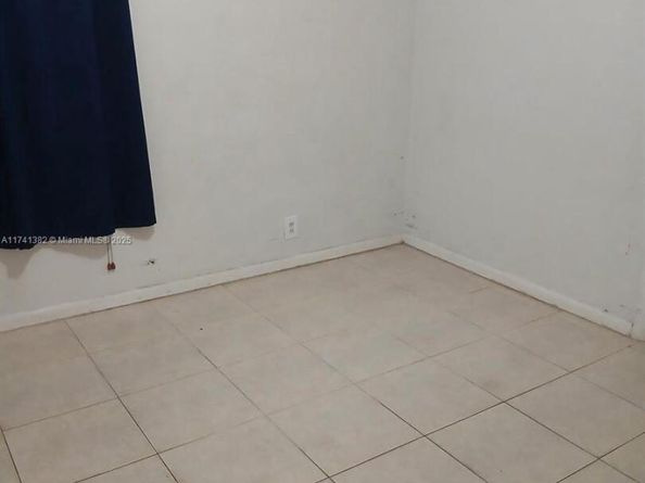 658 SW 1st Ct, Boynton Beach FL 33426