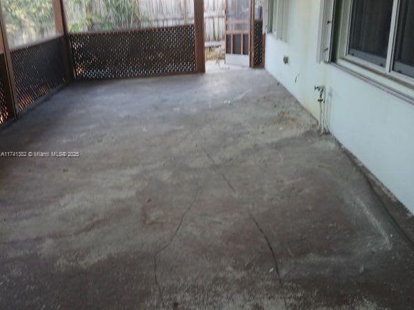 658 SW 1st Ct, Boynton Beach FL 33426