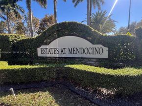 972 NE 36th Ave, Homestead FL 33033