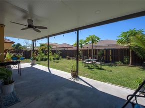 972 NE 36th Ave, Homestead FL 33033