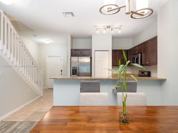 8138 SW 17th Ct, North Lauderdale FL 33068