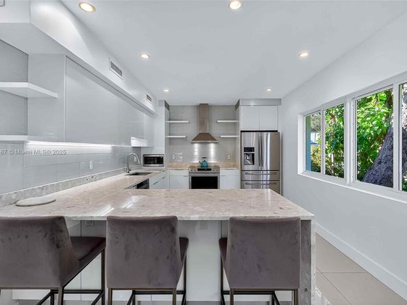 1017 NE 95th St, Miami Shores FL 33138