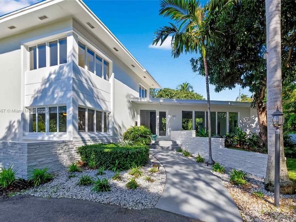 1017 NE 95th St, Miami Shores FL 33138